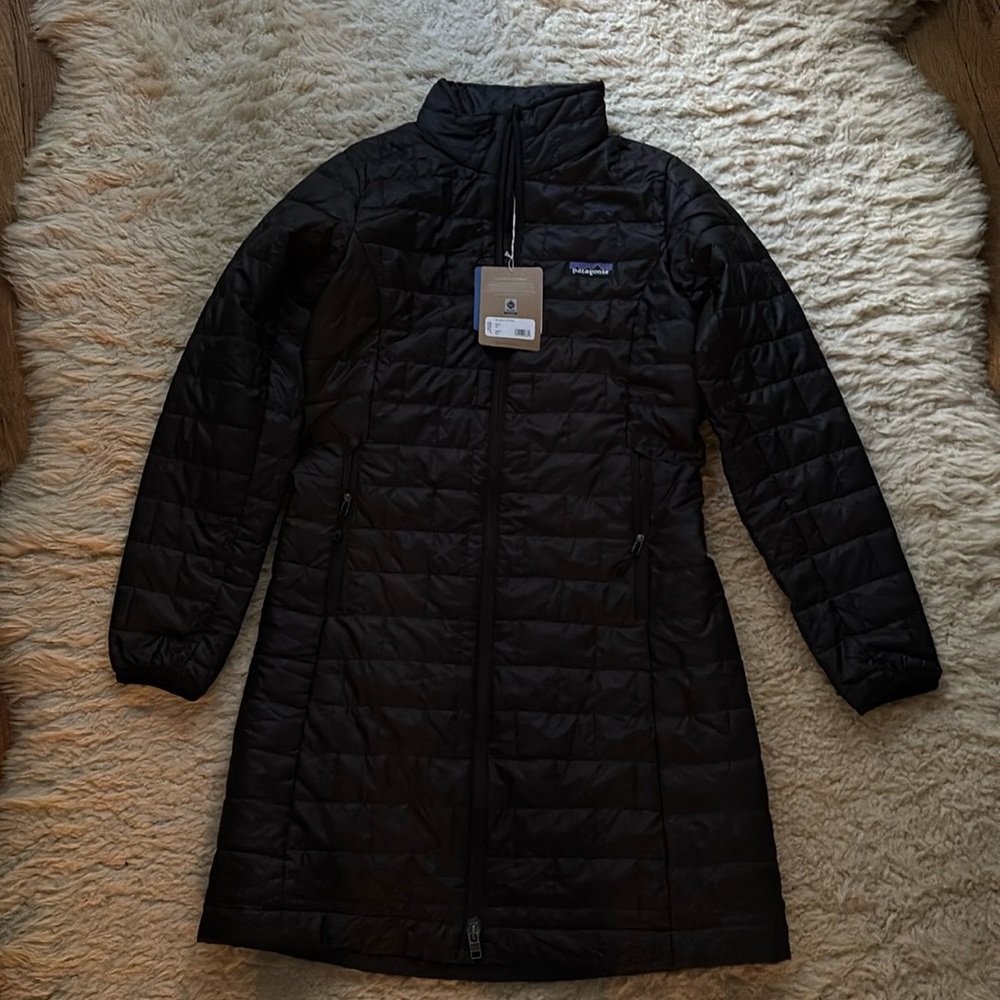 Patagonia women’s Nano Puff Parka, XS, black